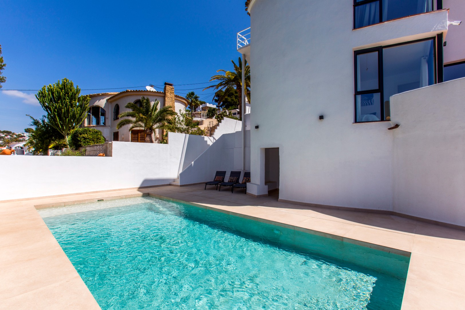 BE.H-926 - Renovated sea-view villa for sale in Benissa