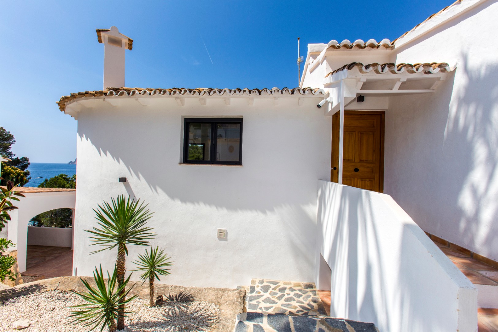 BE.H-926 - Renovated sea-view villa for sale in Benissa