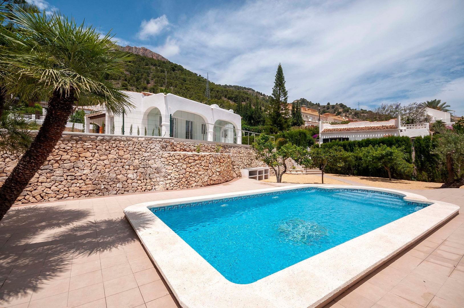 Toll renovierte Villa mit Meerblick in Calpe zu verkaufen