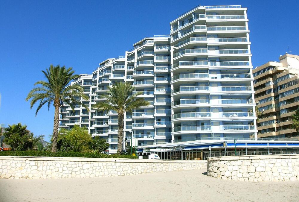 Right on the beach: flats for sale in Calpe