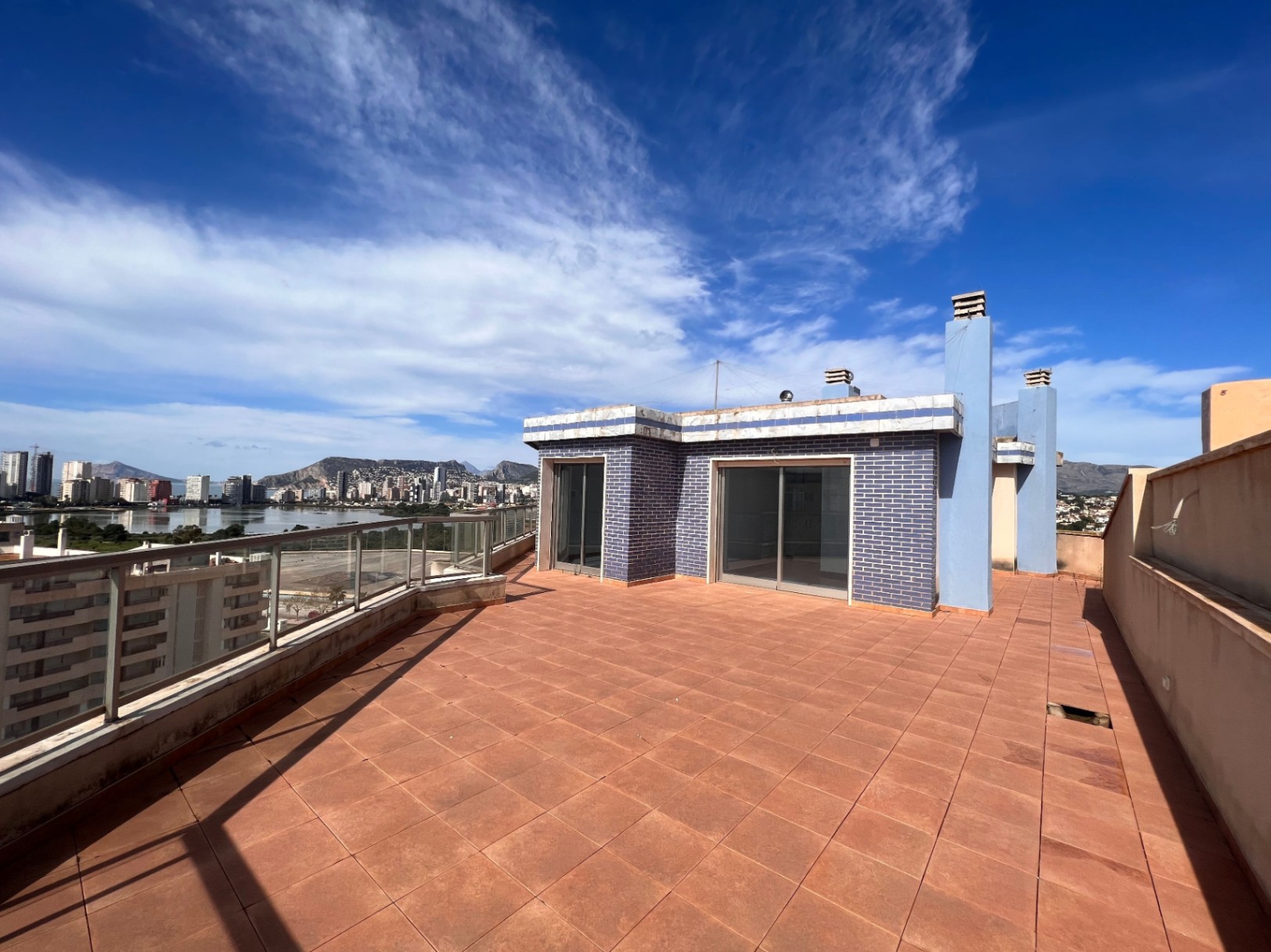 Duplex penthouses with sea views for sale in Calpe