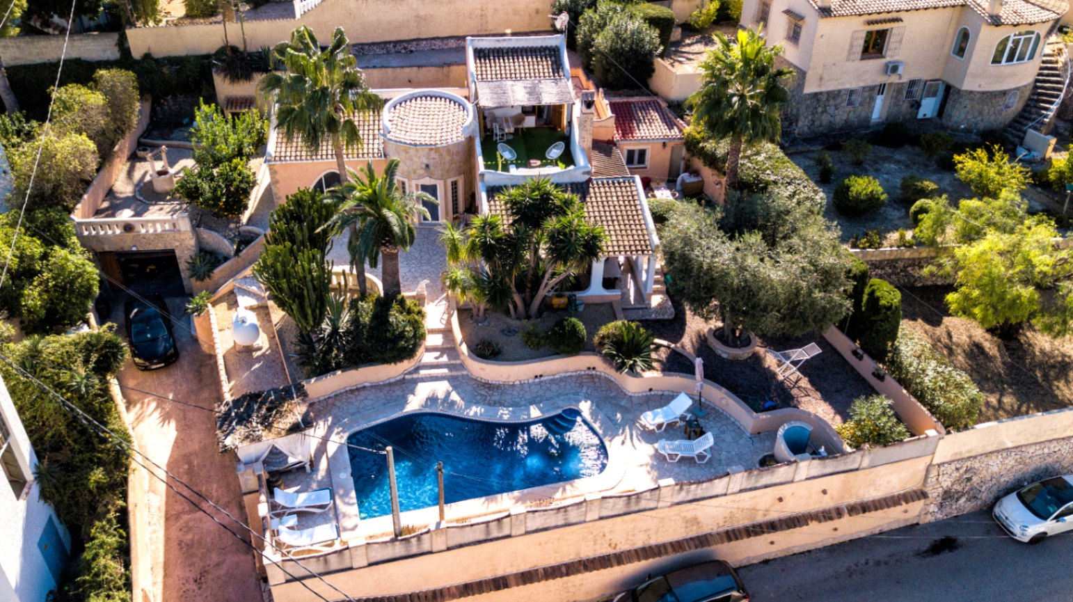 Acogedora villa con piscina en venta en Benissa