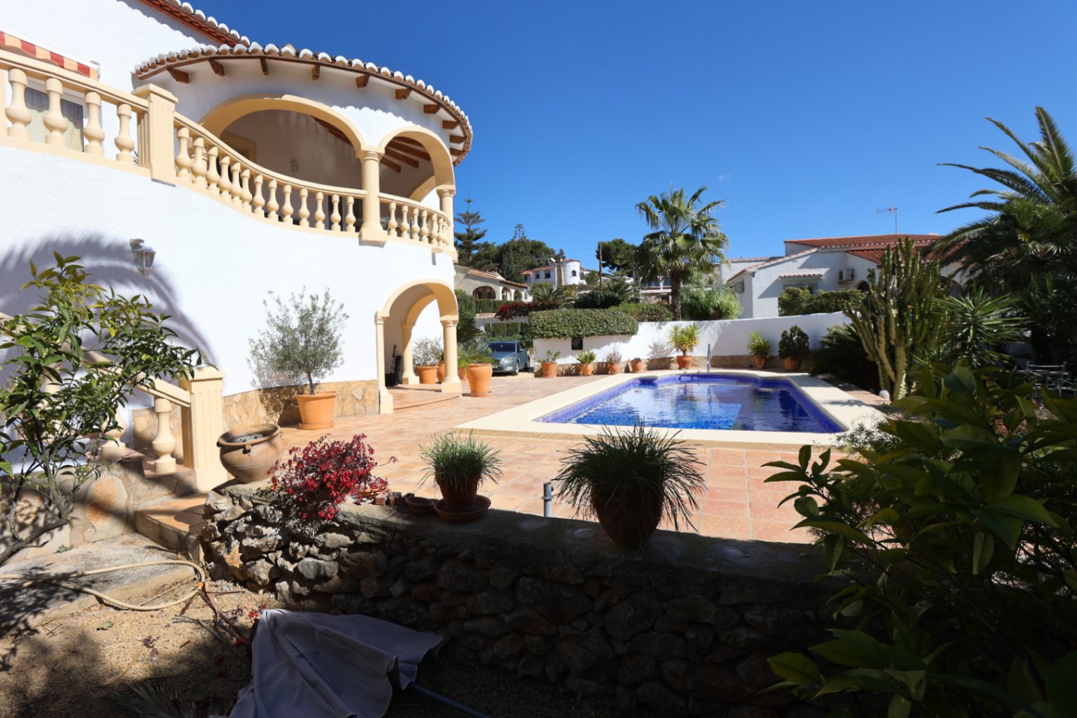 Traditionelle Villa mit großem Potenzial zu verkaufen in Benissa