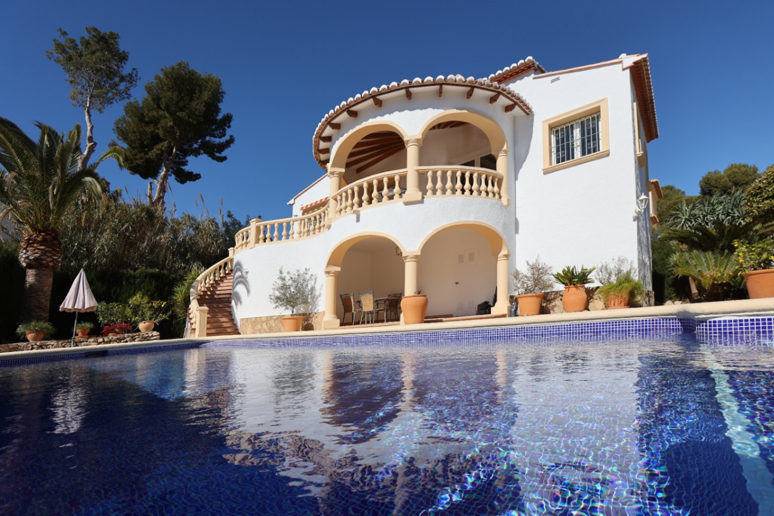 Villa tradicional con gran potencial en venta en Benissa