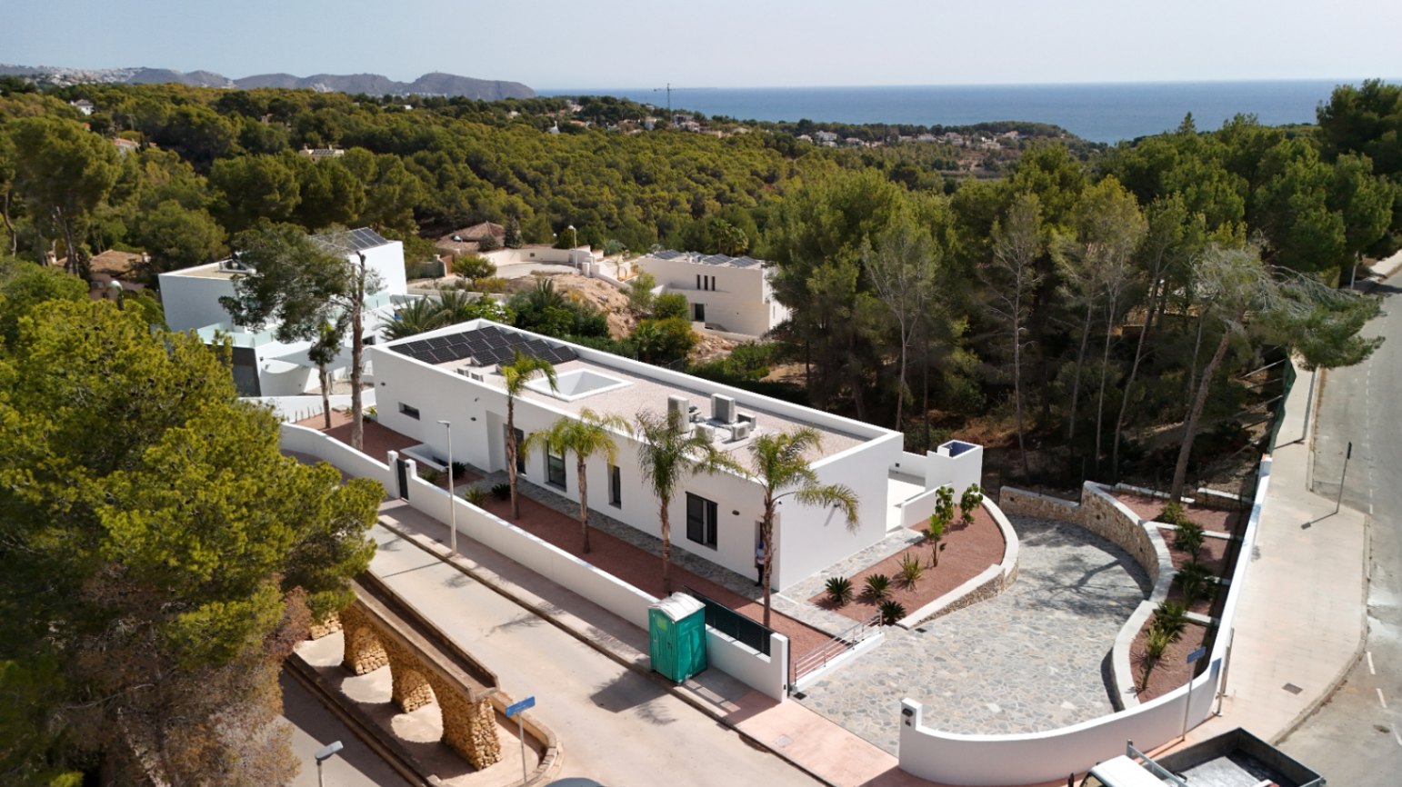 Turnkey modern villa for sale with sea views in Benissa