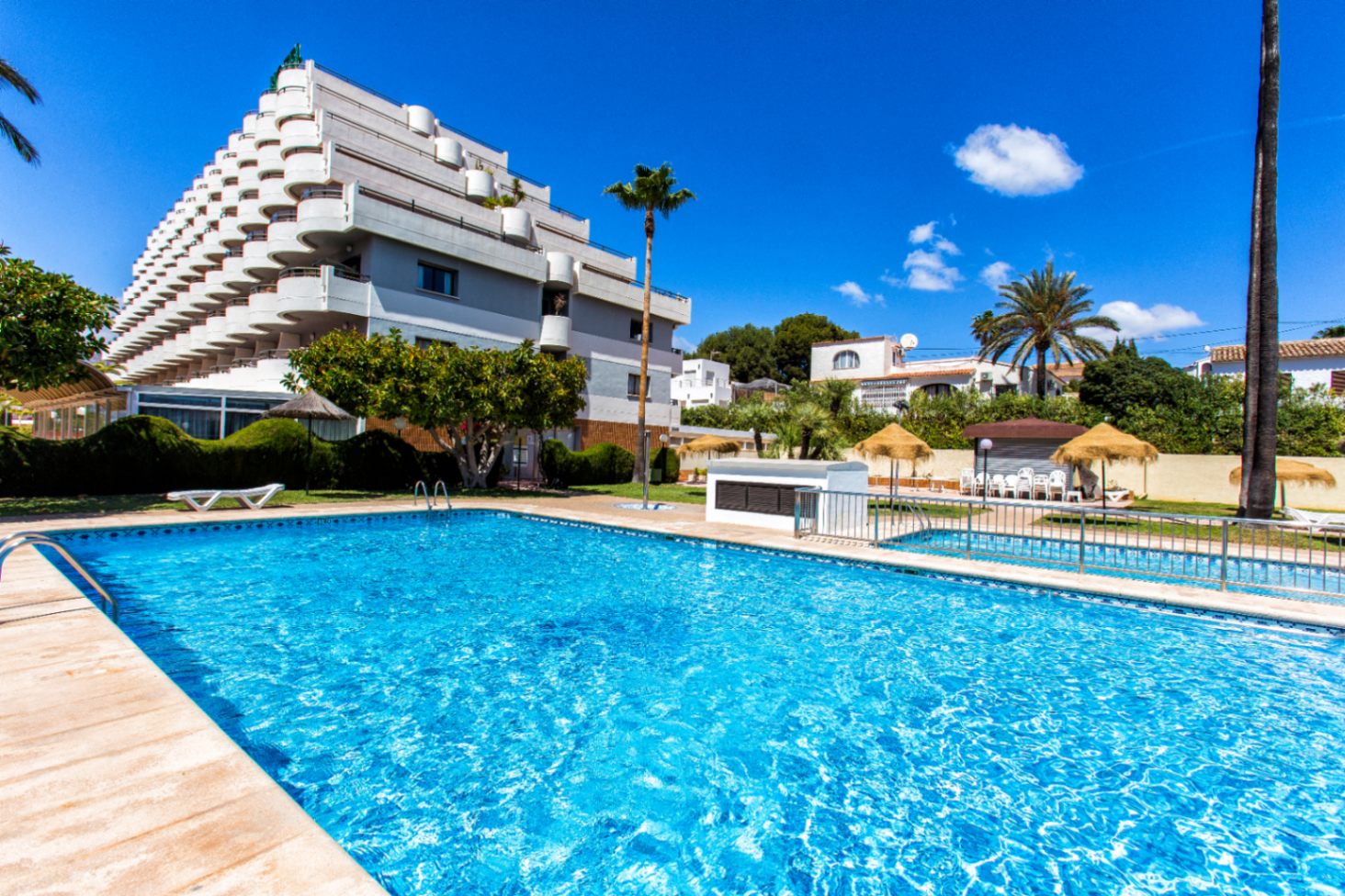 Small sea view apartment for sale in Calpe