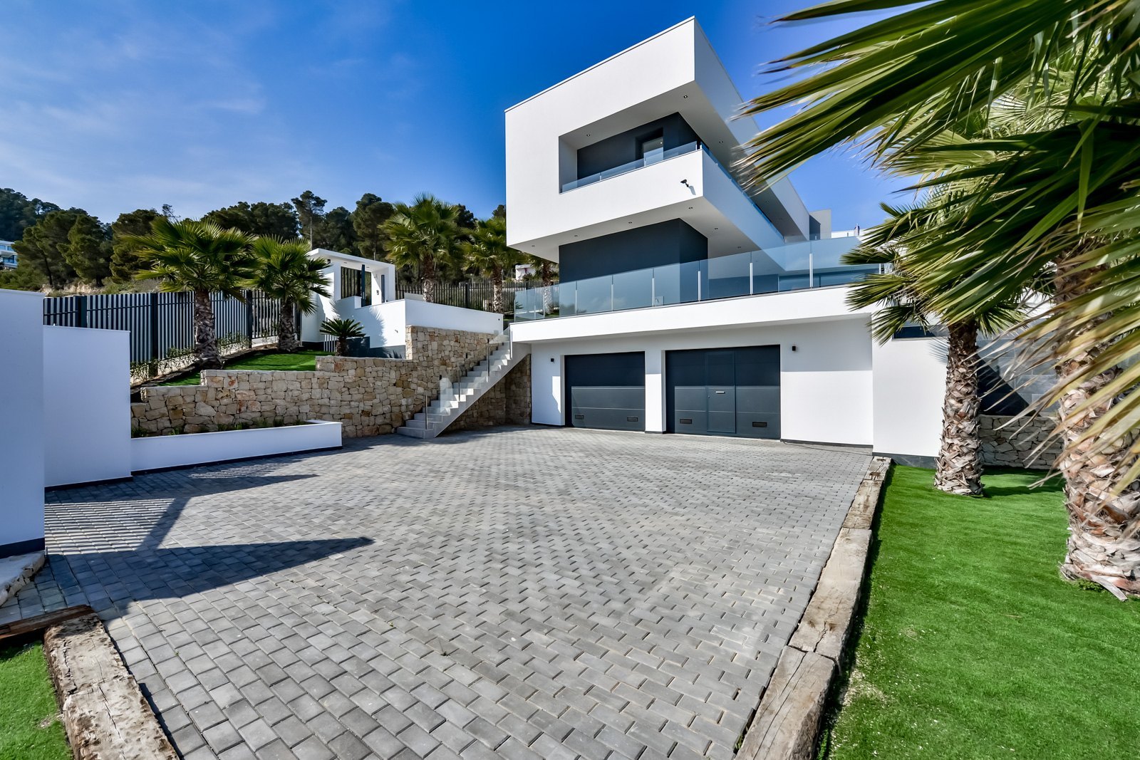 Impresionante villa moderna de lujo con vistas al mar en venta en Javea
