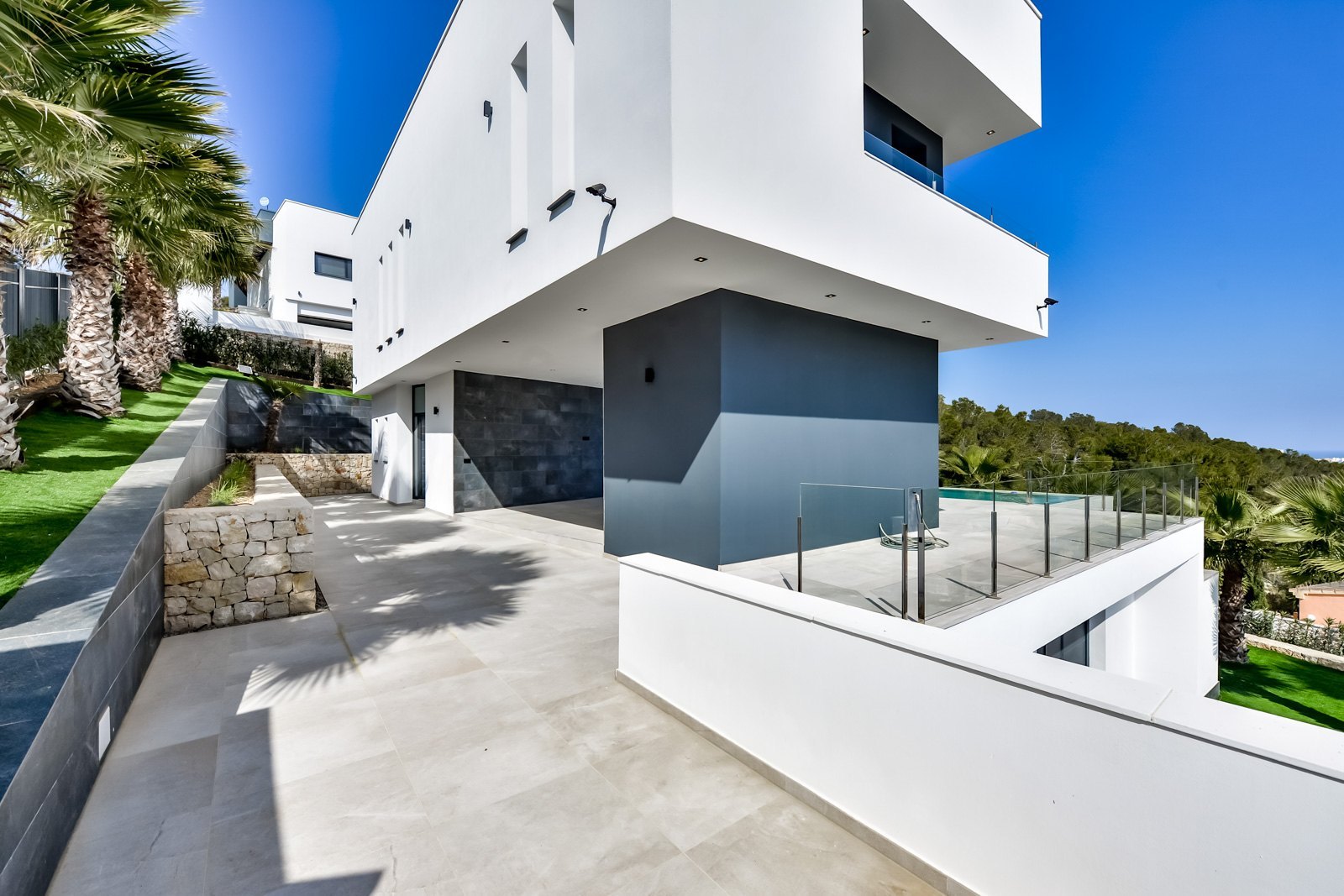 Impresionante villa moderna de lujo con vistas al mar en venta en Javea