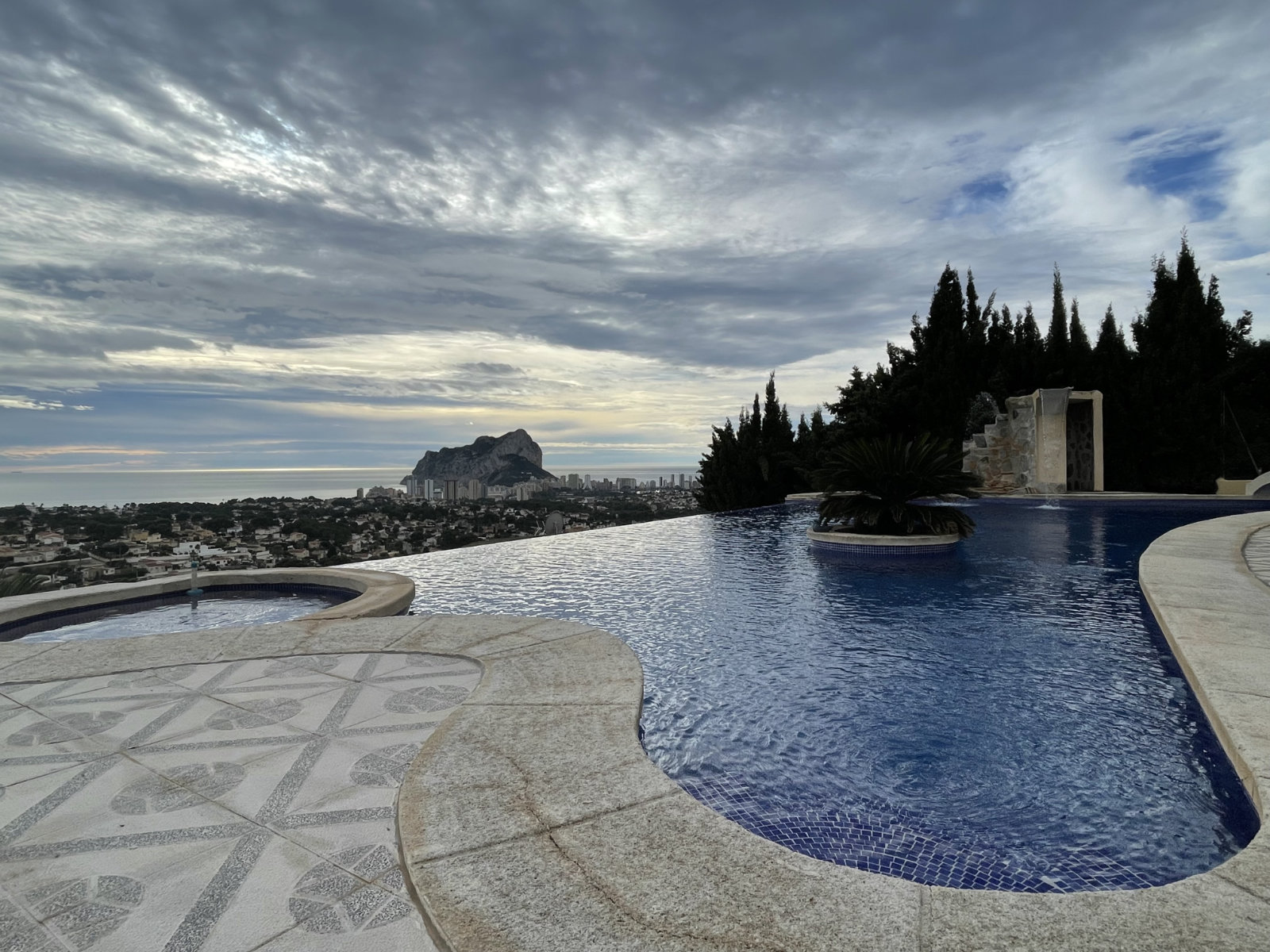 Luxury villa with seaview for sale in Calpe